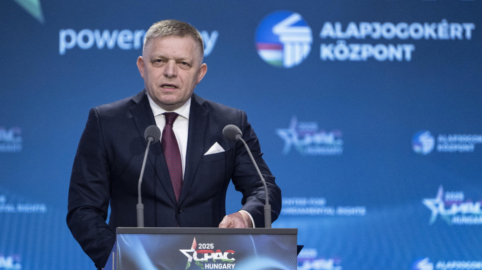 Fico, Slovacchia voterà a favore delle sanzioni antirusse