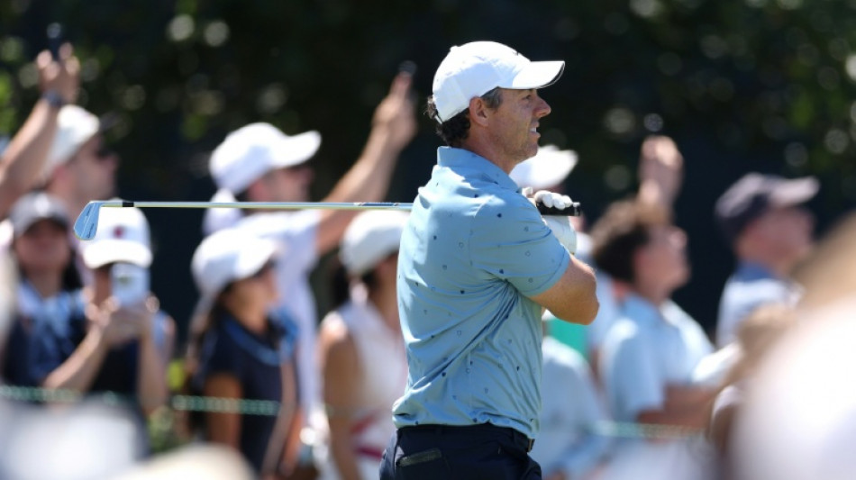  Clark begins with bogey as McIlroy charges at US Open 