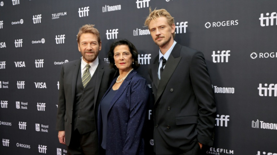  Kenneth Branagh exp&otilde;e cicatrizes da guerra do Iraque em 'Atonement' 