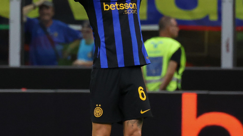  Inter: Stones out con la Roma, risentimento muscolare alla coscia 