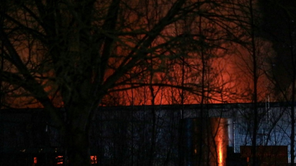 L'incendie dans un bâtiment de Bolloré Logistics près de Rouen est désormais circonscrit