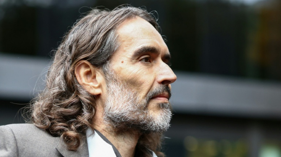  El actor Russell Brand afirma en su juicio por violaci&oacute;n que "el consentimiento es fundamental" 