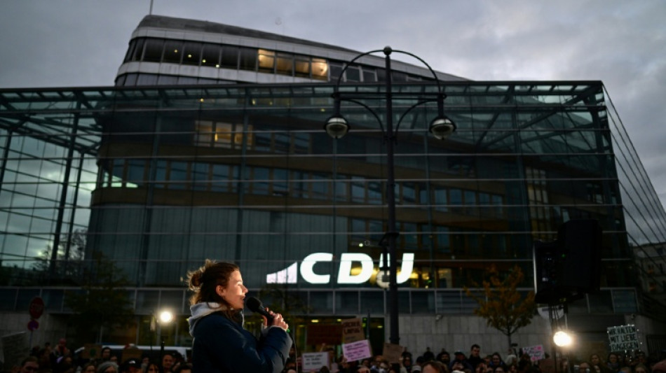 Nach Merz' "Stadtbild"-&Auml;u&szlig;erungen: Demo vor CDU-Parteizentrale in Berlin