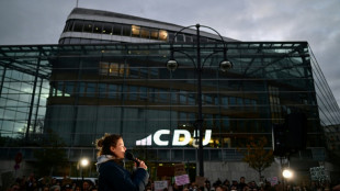 Nach Merz' "Stadtbild"-&Auml;u&szlig;erungen: Demo vor CDU-Parteizentrale in Berlin