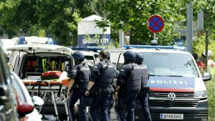 Angreifer tötet neun Menschen in Schule in Österreich