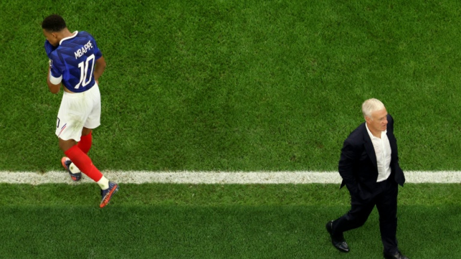  Mondial-2026: "inoffensifs", "absents", la presse fran&ccedil;aise s&eacute;v&egrave;re apr&egrave;s l'&eacute;limination des Bleus 