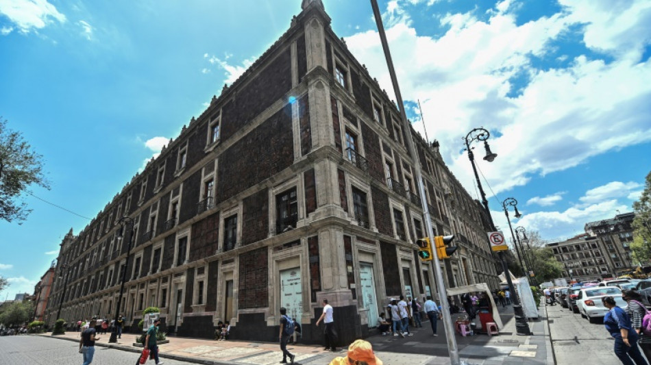 Tasa oficial de desempleo en M&eacute;xico cierra 2021 en 3,5%, la mitad de la poblacion en informalidad