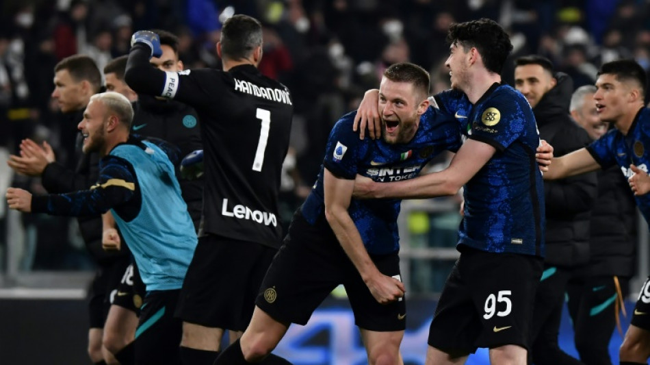 Italie: l'Inter Milan et Naples entretiennent leur r&ecirc;ve de scudetto
