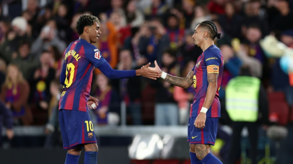  Raphinha extends Barca's Liga lead, Atletico bounce back 