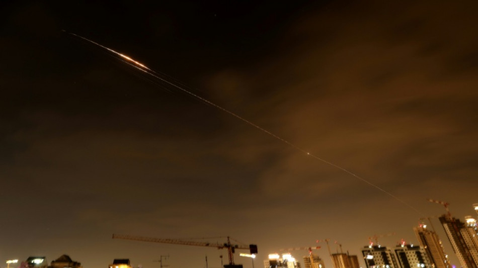  Israel launches new strikes on Tehran as Iran takes aim at Gulf sites 