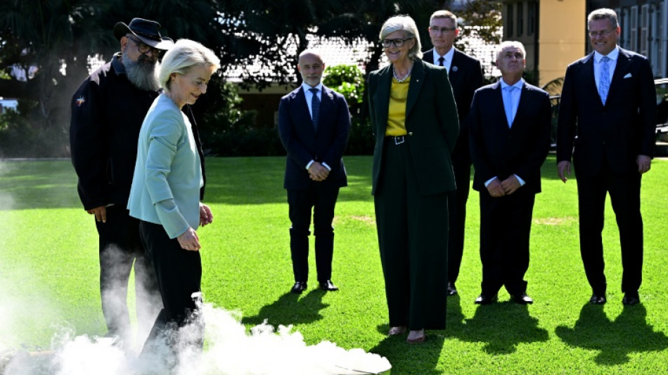  EU chief in Australia with eyes on trade deal 