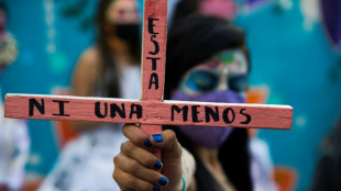 Feminicidio, una de las "grandes tragedias de la humanidad", dice escritora mexicana Rivera Garza