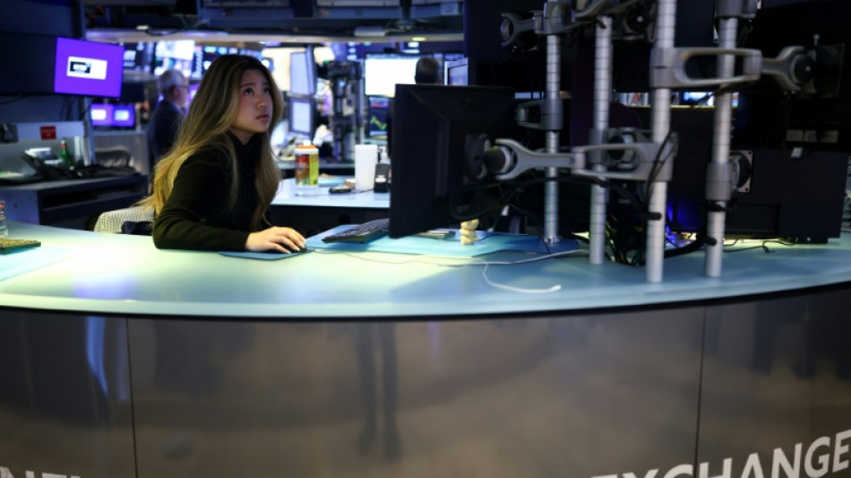  Wall Street en forme, port&eacute;e par Intel et la perspective de n&eacute;gociations sur le Moyen-Orient 