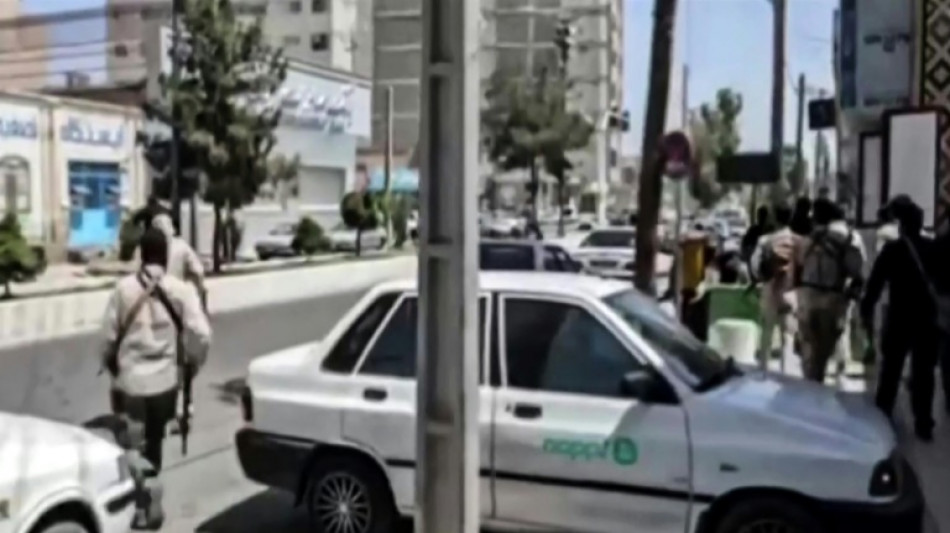 Sechs Menschen und drei Angreifer bei Anschlag im Südosten des Iran getötet