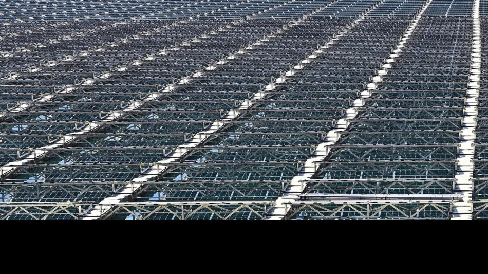  Funzionano le celle solari a 10 metri sotto l'oceano 