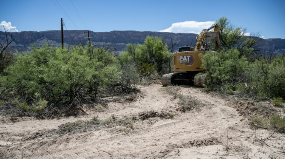  US pauses construction of border project in Texas national park 