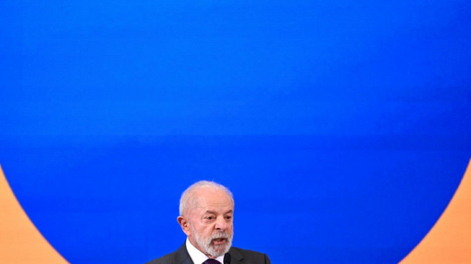  Lula determina criação de 'mapa do caminho' para reduzir uso de combustíveis fósseis 