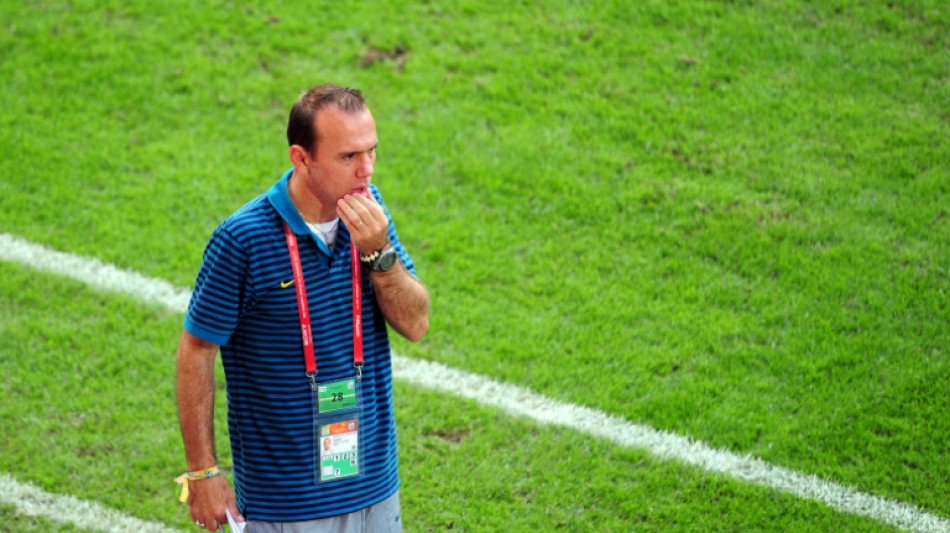 T&eacute;cnico do Santos acusado de ass&eacute;dio pede demiss&atilde;o