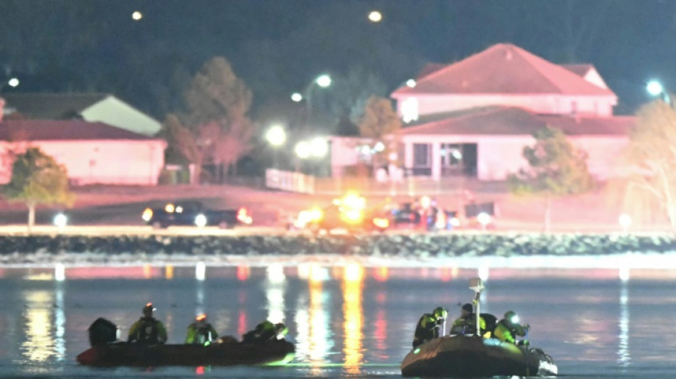 Hunderte Rettungskr&auml;fte nach Flugzeugungl&uuml;ck in Washington im Einsatz