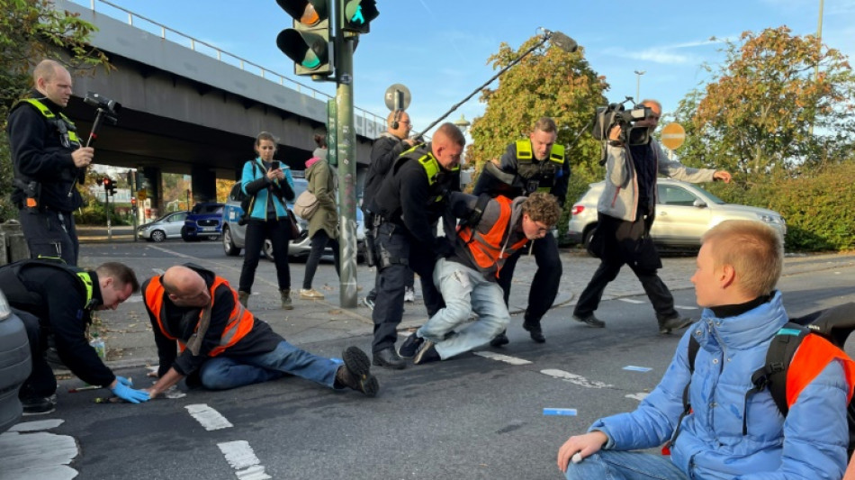 Weitere Klimaaktivisten in Berlin und Stuttgart zu Geldstrafen verurteilt