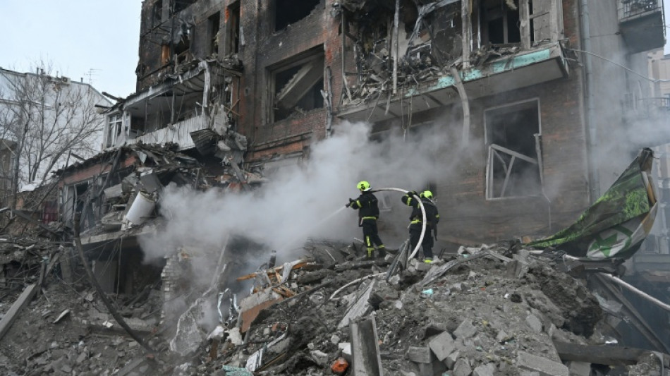  Gouverneur: 19 Verletzte bei russischem Angriff auf Wohngeb&auml;ude in Charkiw 