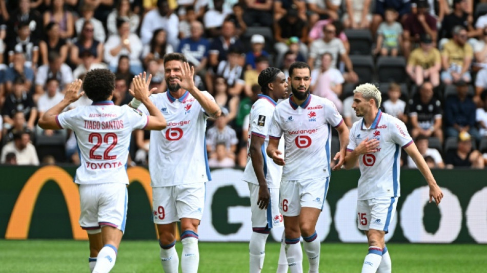  Na estreia do t&eacute;cnico Davide Ancelotti, Lille vence Angers (2-0) pela 1&ordf; rodada da Ligue 1 