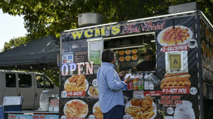 New York's noisy food carts go electric in clean air trial