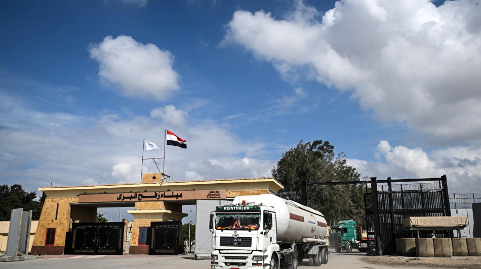 Onu fa entrare carburante a Gaza,prima volta in 130 giorni