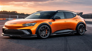 Genesis GV60 Magma antes del lanzamiento