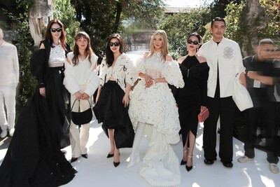 Coco Rocha, Leighton Meester, Zhuzhu, Eileen Gu, Ora Yang and Hubing attend the Bosideng SS24 runway show in Milan, Photo: Bosideng Coco Rocha, Leighton Meester, Zhuzhu, Eileen Gu, Ora Yang and Hubing attend the Bosideng SS24 runway show in Milan, Photo: Bosideng