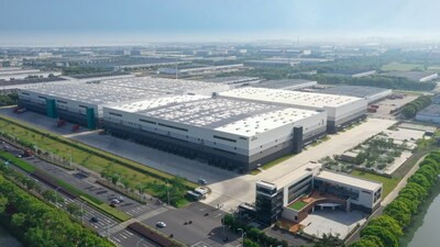 Adidas Distribution Center with Geek+ Adidas Distribution Center with Geek+